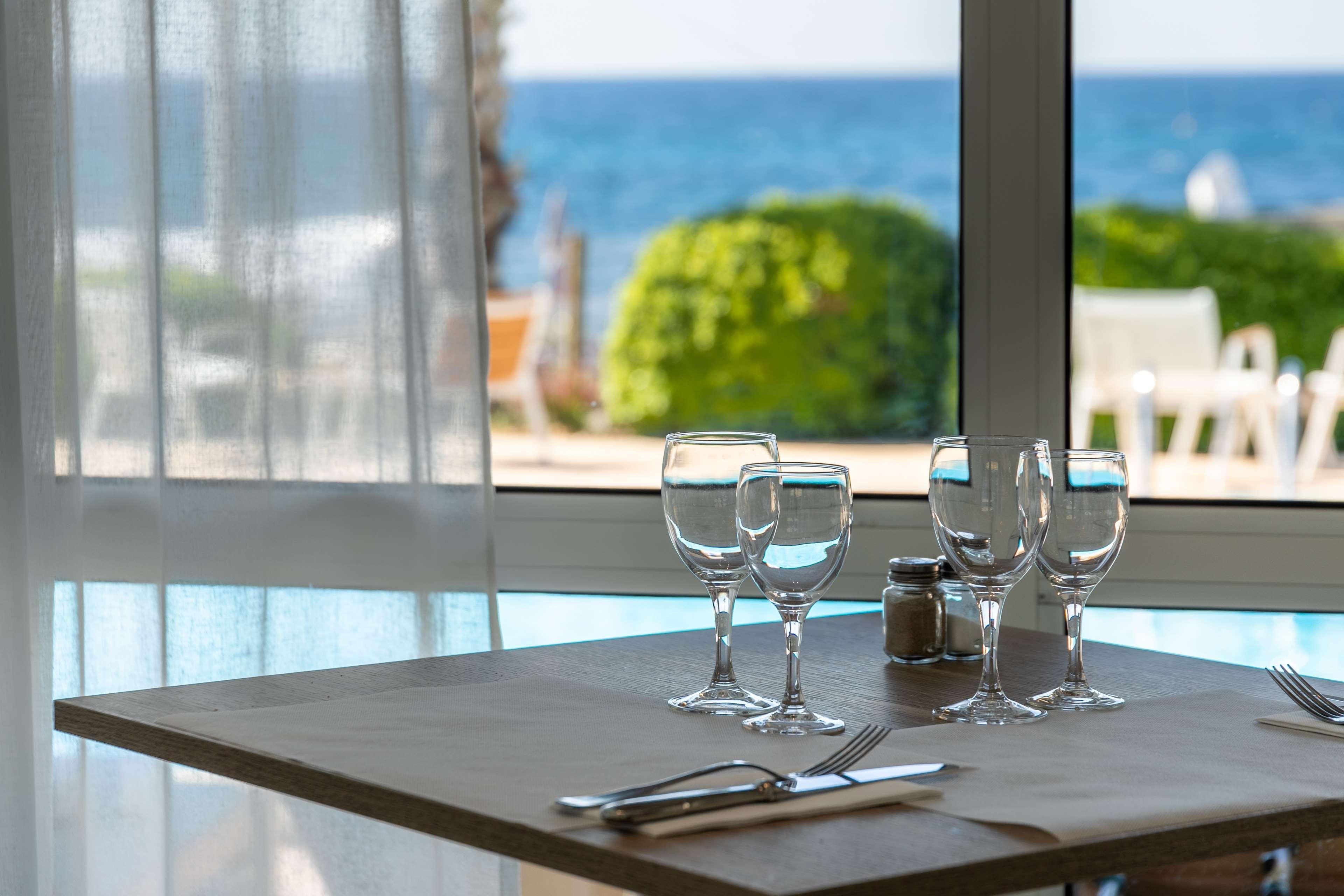 Hotel Paradou Mediterranee, BW Signature Collection By Best Western Sausset-les-Pins Exteriör bild